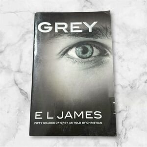 Grey by E L James Book